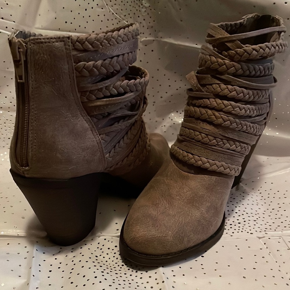 Fergie booties